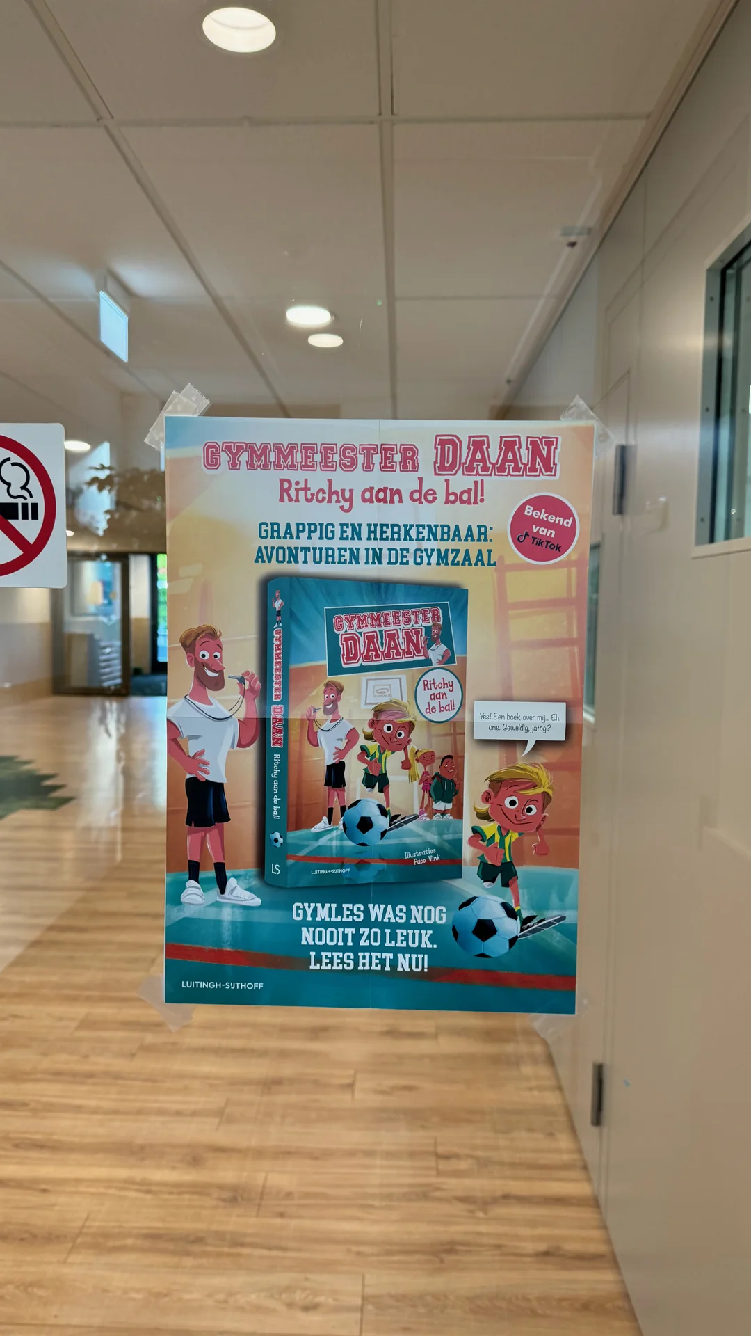 Gymmeester Daan poster at the school hosting the awareness day